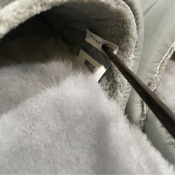 UGG Maxi Slide Platform Puffer Sandals -Grey -Women’s US 10 -NEW - Picture 6 of 7